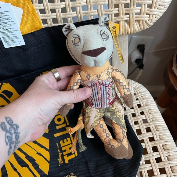 NWT Disney The Lion King Broadway Musical Tote Bag, Nala Plush Doll, Keychain - Picture 2 of 7